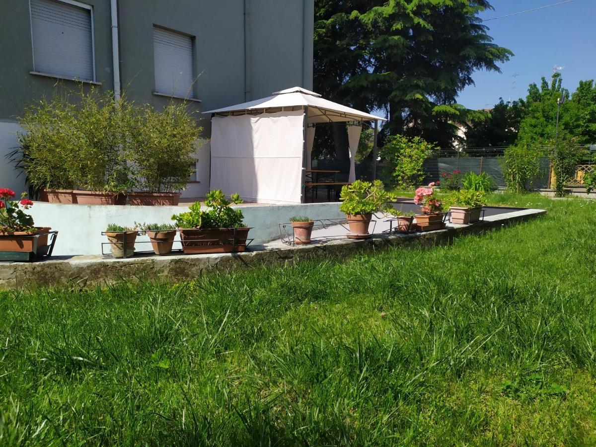 سان جورجيو دي مانتوفا Casa Vacanze I Giardini Di Marzo المظهر الخارجي الصورة
