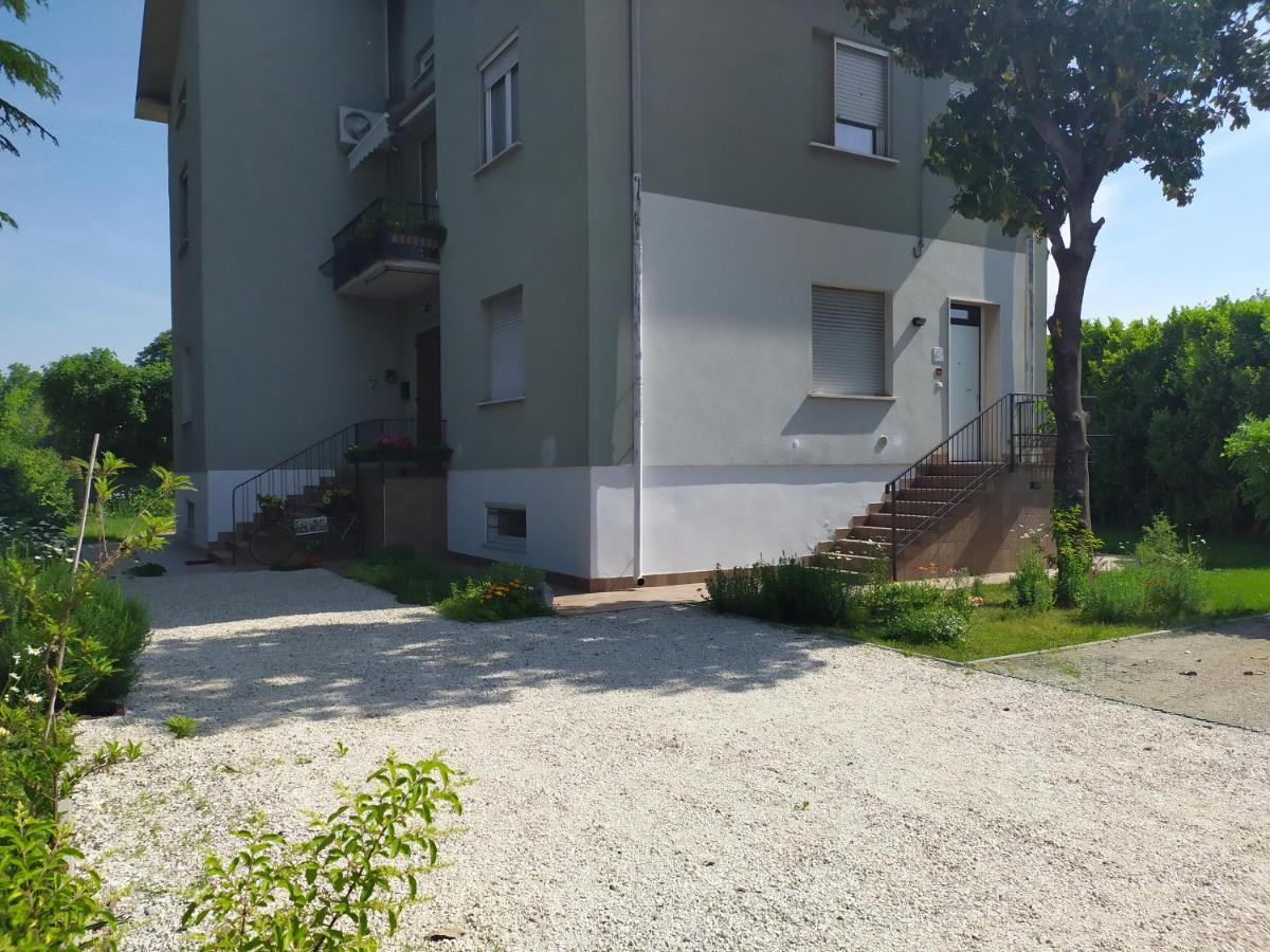 سان جورجيو دي مانتوفا Casa Vacanze I Giardini Di Marzo المظهر الخارجي الصورة